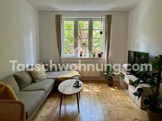 [TAUSCHWOHNUNG] 2,5-Zimmer-Altbauwohnung mit Balkon in Hamburg Winterhude