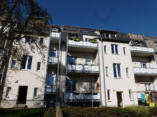 GEMÜTLICHe EINBAUKÜCHEN-Wohnung mit Blick ins GRÜNe