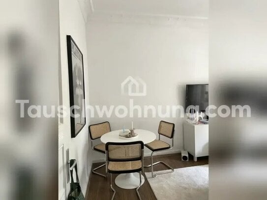 [TAUSCHWOHNUNG] modernisierte 2 Zimmer Altbauwohnung mit Balkon