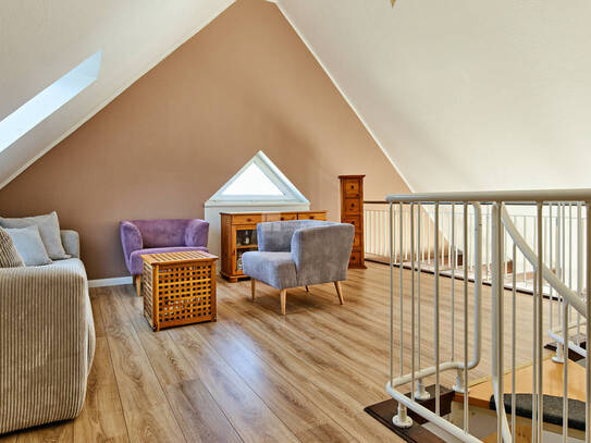 Mehr als 2 Zimmer: Maisonette mit Galerie und Loggia in Südwestlage
