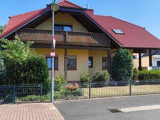 *TIPP* Exklusives Mehrfamilienhaus (4 WE) im Landhausstil-, ruhige Lage in Elsenfeld