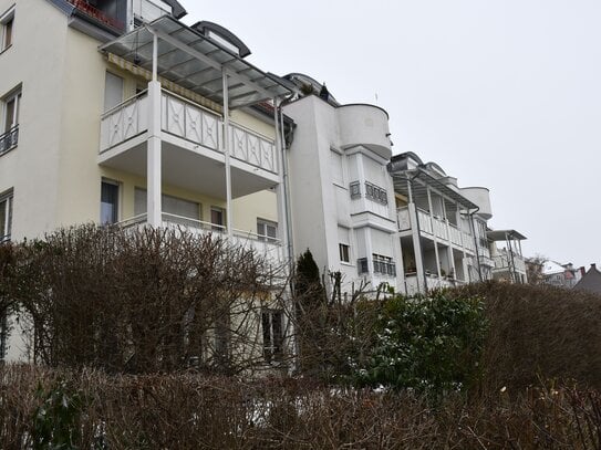 2-Zimmer ETW Freising, Prinz-Ludwig-Str., BJ 1997, von privat, Bild Balkon 2. von links 1.OG