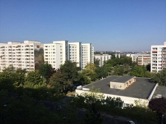 Schöne 2-Zimmerwohnung mit Balkon und Aufzug