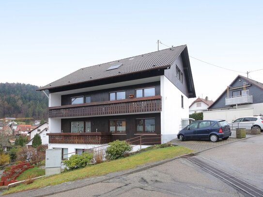 3,5-Zimmer-Wohnung mit Balkon inmitten der Natur