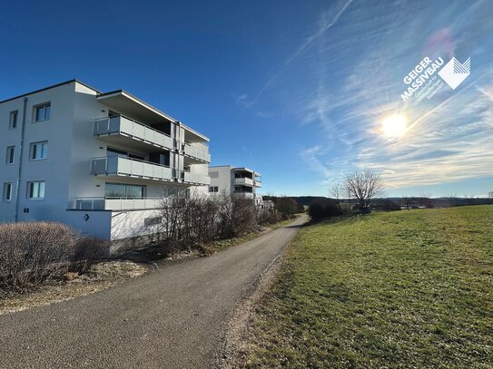 Traumhafter Fernblick, sonnige SW-Terrasse, Tageslichtbad, großer Wohnbereich, kurzfr. beziehbar!