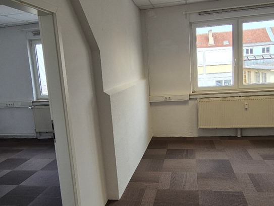 Büro / Atelier / Lager in Zirndorf zu vermieten