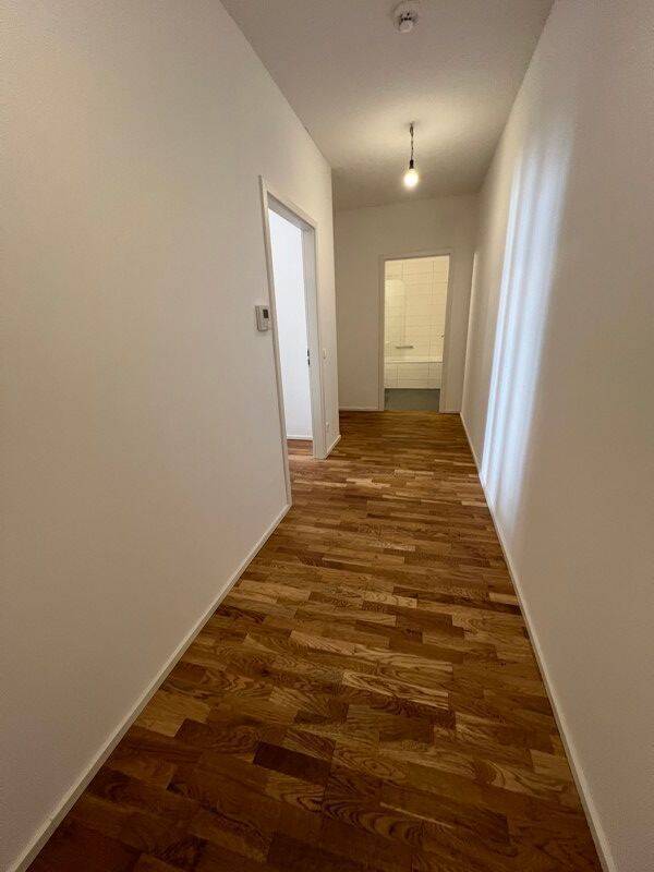 Großzügige 2-Zimmer-Wohnung im 2. Obergeschoss mit ca. 84 m² Wohnfläche - Foto 1