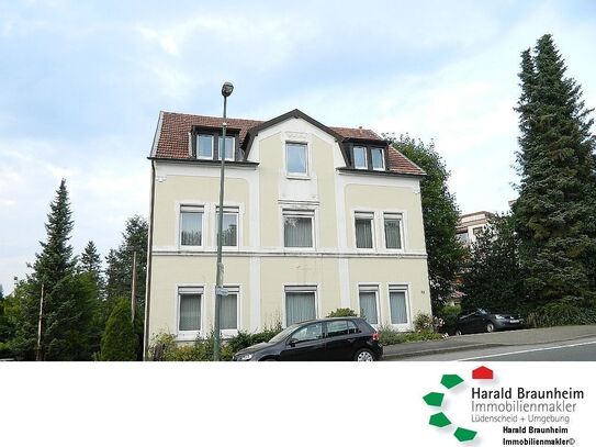 Investoren aufgepasst! Altbau in fußläufiger Nähe der Kliniken mit 265 m² Wohnfläche.