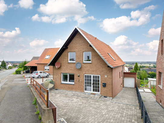 Modernisiert & klimatisiertes Ein- bis Zweifamilienhaus am Wiehengebirge + atemberaubender Aussicht!