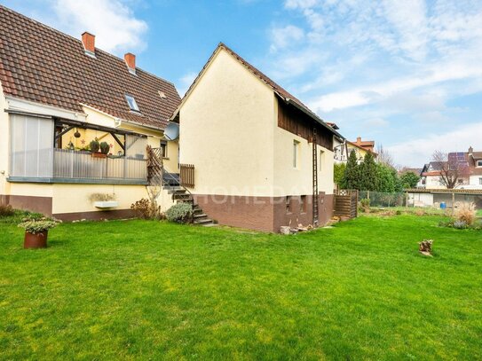 Viel Platz! EFH mit Terrasse, Garten und Stellplatz sowie weiteren Bebauungsmöglichkeiten