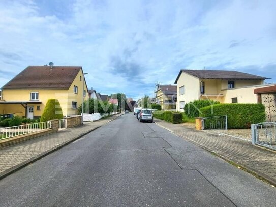 ** Platz für die ganze Familie - Maisonette-Wohnung mit Garten **