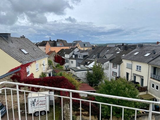 Modern I Zentrale Lage I Balkon I TG-Stellplatz- Ihre neue Wohnung im Herzen der Stadt!