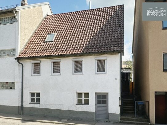 Altes sanierungsbedürftiges Haus in Leonberg - machen Sie was draus