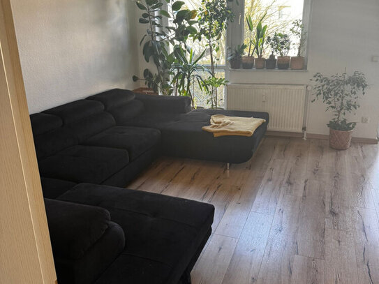 82m²/ 3 Zimmer-Wohnung mit Balkon