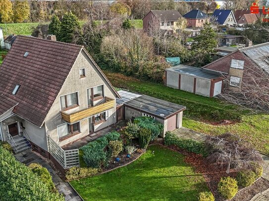 Einfamilienhaus mit Einliegerwohnung in ruhiger Lage