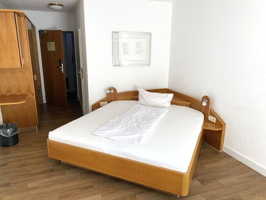 ** TOP HOTEL GARNI ** BUSINESSHOTEL **