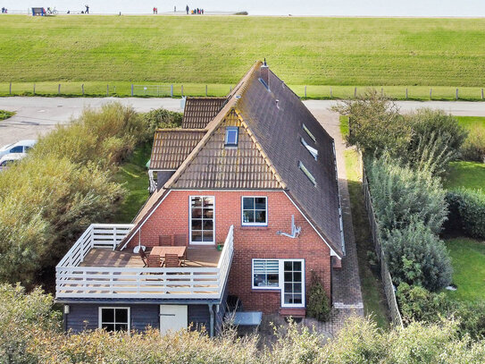 Ferienhaus "Deichkrone" mit 3 Wohneinheiten und Nordseeblick - Hafen - Dagebüll