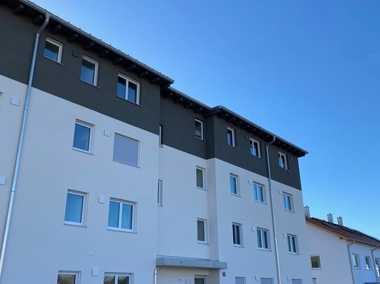 4- Zi.-Neubauwohnung im 1. OG mit Balkon im Baugebiet "Ellmosener Wies" am Ortsrand von Bad Aibling