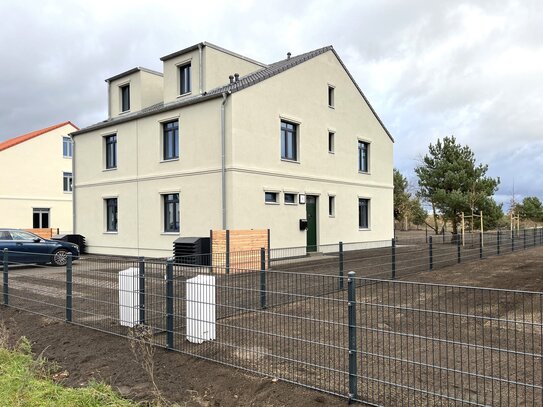 Wohnen im eigenen Haus für 12,55 €/ m² NKM inkl. Garten und 2 Stellplätzen - nahe der Berliner Stadtgrenze - Sofortbezu…