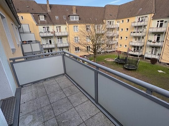 schöne 3,5 Zimmer Wohnung Nähe Gervinuspark