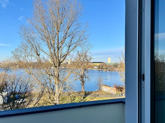 Exklusive 4-Zimmer-Wohnung mit Wasserblick in Potsdam - Bezugsfrei!