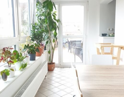 SCHÖNE HELLE 3ZKB-WOHNUNG (HOCHPARTERRE) MIT WINTERGARTEN, TERRASSE UND GARTEN IN RUHIGER ZENTRALER LAGE DIREKT IN BECK…