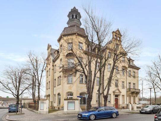 Attraktives Eigentumswohnungspaket in Dresden 4 vermietete Wohnungen in denkmalgeschütztem Altbau