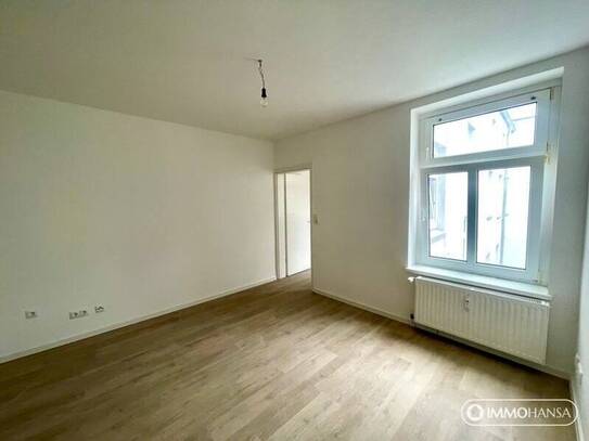 ++ Stilvoll sanierte Wohnung in begehrter Lage - Leben an der Trave in Lübeck! ++