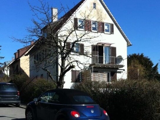 Stuttgart-Sillenbuch ! 3 Mehrfamilienhaus. Sanierungsbedarf.