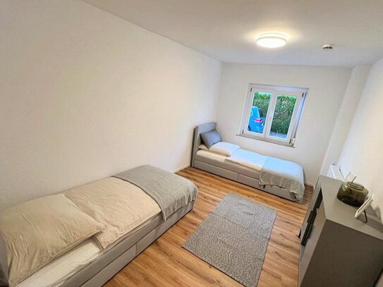 3-Zimmerwohnung mit TV, Internet, Küche, Dusche/Wc, Waschmaschine, Trockner und Stellplatz