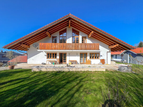 Hochwertiges Wohnen und Arbeiten mit Bergblick und Garten - Im Herzen des Oberlandes nahe Bad Tölz