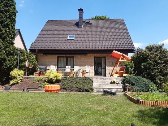 charmantes Einfamilienhaus mit Keller und idyllischem Garten in Mahlsdorf-Süd