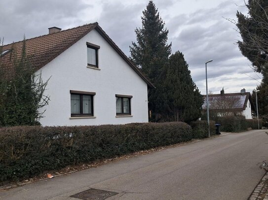 Freistehendes 1 Familienhaus in bester Lage in Gärtringen