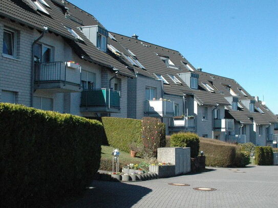 Außergewöhnliche Maisonettewohnung mit zwei Dachterrassen und Panoramablick, provisionsfrei