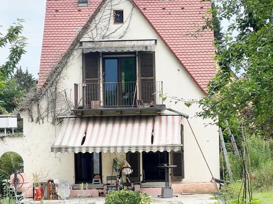 1-2 Familienhaus mit viel Potential in Top Lage - Nürnberg/Schniegling separat