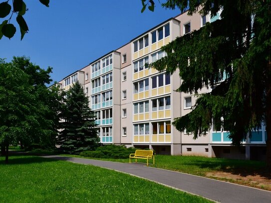 ***Umbau 3-Raum-Wohnung zu 2-Raum-Wohnung inkl. Fahrstuhleinbau***