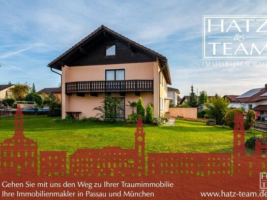 Renovierungsbedürftiges Zweifamilienhaus auf schönem Grundstück mit viel Potenzial in Kellberg-Thyrnau!