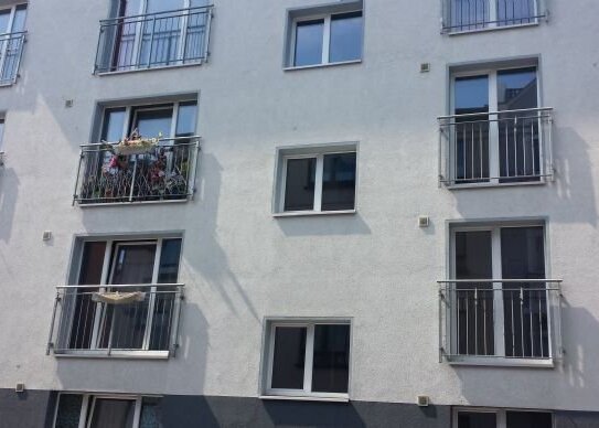 1-Zimmer-Wohnung mit Terrasse/ Balkon in Bahnhofsnähe, seniorengerecht