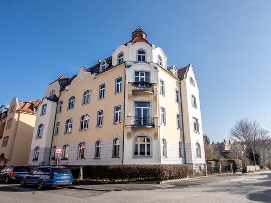 moderne 3- Raum Wohnung im Dachgeschoss - Maisonette