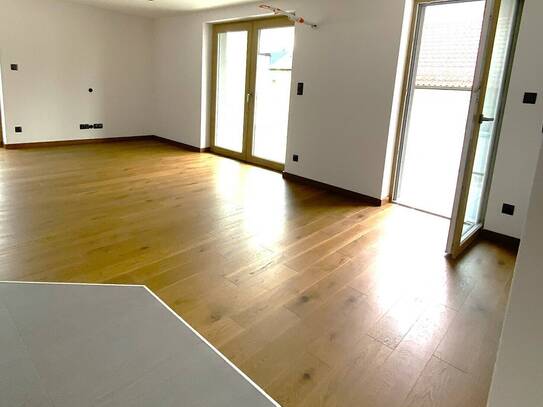 NEUBAU - 4,5 ZIMMER - WOHNUNG -TOP AUSSTATTUNG