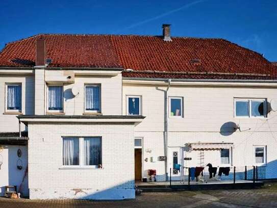 Mit viel Potenzial: Mehrfamilienhaus mit großem Grundstück in Bad Lauterberg-Osterhagen.