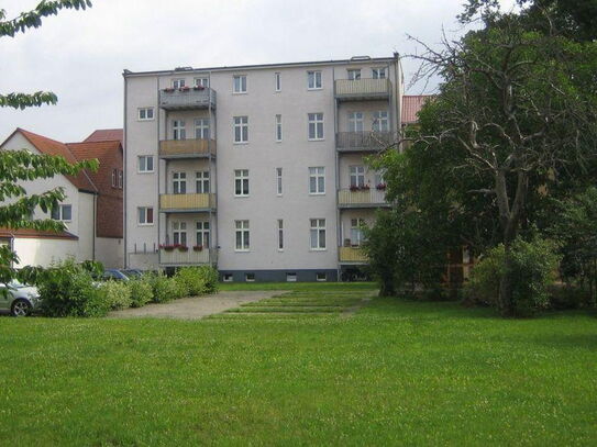 2-Raum-Wohnung mit Balkon in Altstrelitz zu vermieten