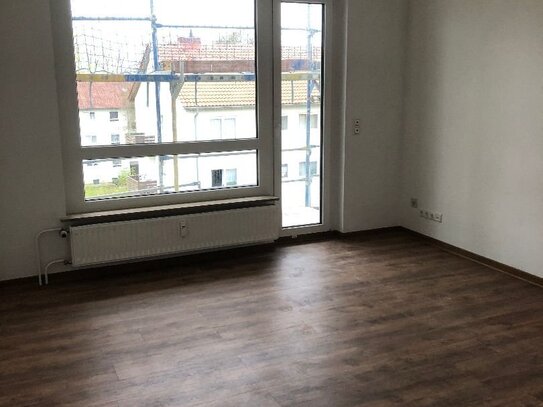 Moderne 3-Zimmer-Wohung mit Balkon zu vermieten