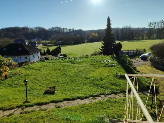 Familienfreundliches Zuhause mit Pool und viel Potenzial auf großem Grundstück in Odenthal Osenau