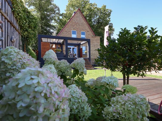 Liebevoll saniertes Einfamilienhaus in Seenähe