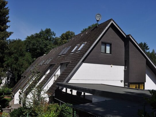 Gemütliches Splitlevel-Stadthaus in Hanglage südlich der Elbe - grösser als man denkt