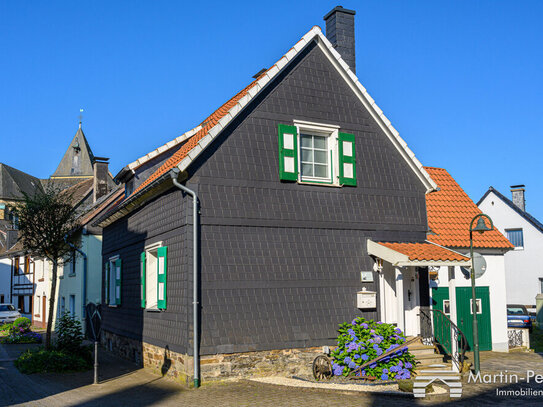 Modernisiertes Fachwerkhaus (mit Garage) im historischen Stadtkern