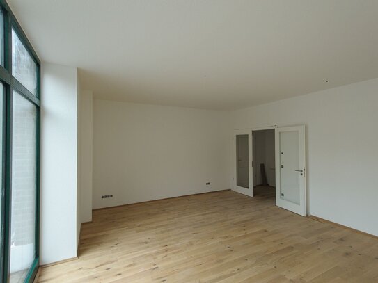 Berzdorf, helle moderne gemütliche 4 Zimmer-Maisonette, ca. 123 m², 2 Terrassen, Garten, Stellplatz