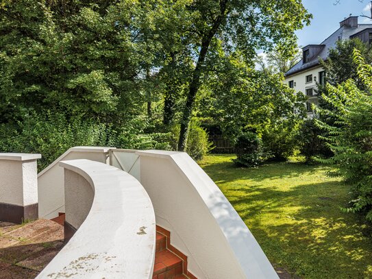 Weitläufiges Wohnen. Großzügige Maisonette - Wohnung mit Garten.