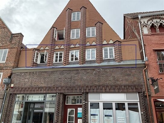 2 Zimmer WHG, möbliert, ca. 62,00 m², für 2er WG hinter historischer Fassade von Lüneburger Altstadt